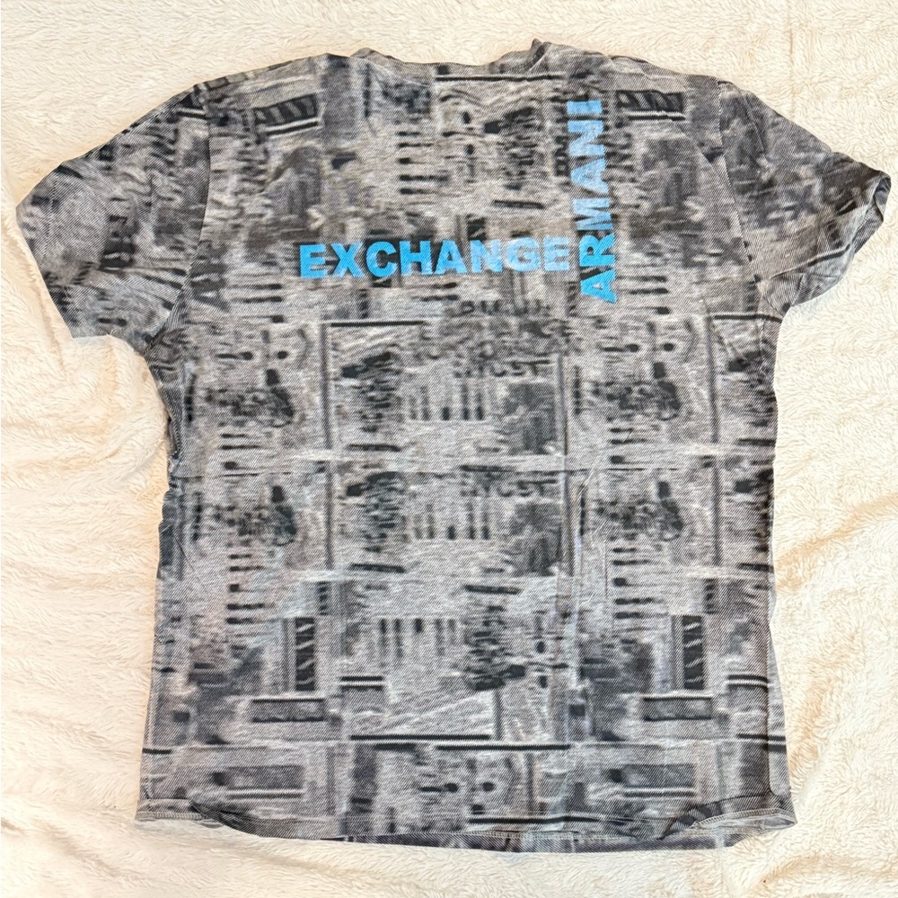 Armani Exchange Men’s Tee - Gray with Blue Accents